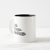 Essen. Schlafen. Urologie. Zweifarbige Tasse (Vorderseite Links)