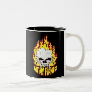 Essen Sie meinen Flammenschädel Zweifarbige Tasse
