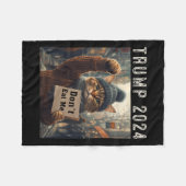 Essen Sie mir keine Katzen für Trump 2024 Fleecedecke (Vorderseite (Horizontal))