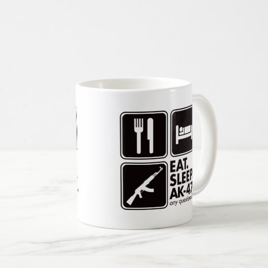 Essen Sie Schlaf AK-47 - Schwarzes Kaffeetasse (VorderseiteRechts)