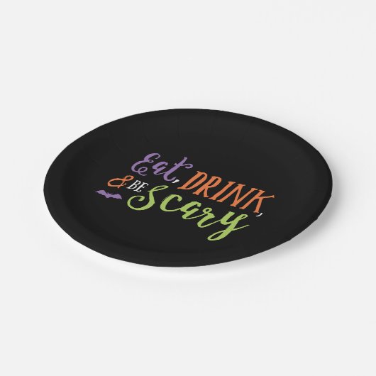 Essen Sie trinken und seien Sie Beängstigend Hallo Pappteller (Schrägansicht)