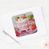 Essen Sie wie Sie //-ErdbeerSmoothie der Liebe Quadratischer Aufkleber (Umschlag)