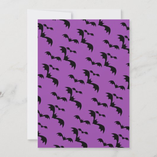 Essen, trinken und beängstigendes lila Halloween-P Einladung (Rückseite)