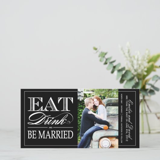 Essen, trinken und Save the Date Verheiratet sein  (Stehend Vorderseite)