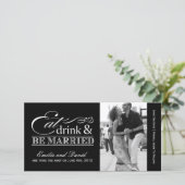 Essen, trinken und Save the Date Verheiratet sein (Stehend Vorderseite)