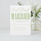 Essen, trinken und Verheiratet sein | Antwortkarte RSVP Karte (Stehend Vorderseite)