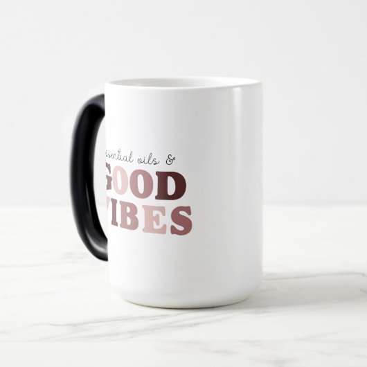 Essenzielle Öle und gute Tasse (Vorderseite Links)