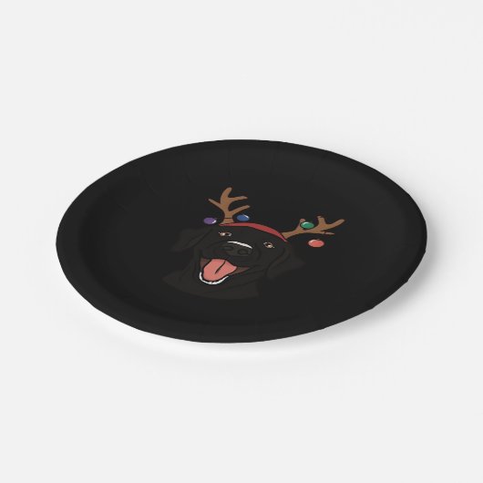 Essenzieller T - Shirt für das Weihnachtsschwarze  Pappteller (Schrägansicht)