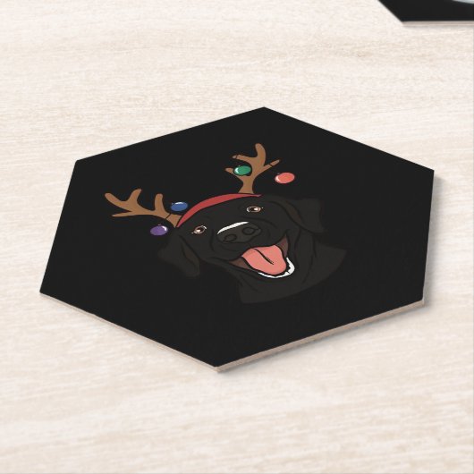 Essenzieller T - Shirt für das Weihnachtsschwarze Untersetzer (angewinkelt)