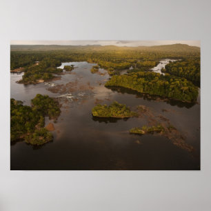 Essequibo-Fluss, längster Fluss in Guyana und 4 Poster