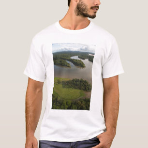 Essequibo-Fluss, längster Fluss in Guyana, und T-Shirt