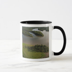 Essequibo-Fluss, längster Fluss in Guyana, und Tasse
