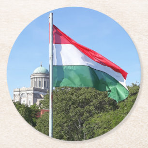 Esztergom-Basilika und ungarische Flagge Coaster Runder Pappuntersetzer