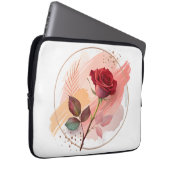 Eternal Blush: A Modern Rose in Abstract Harmony Laptopschutzhülle (Vorne Rechts)
