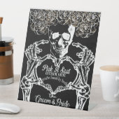 Eternal Elegance Wählen Sie einen Platz Sockelschild (In Situ)