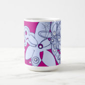 Ethereal Bloom auf Crimson Void Kaffeetasse (Mittel)