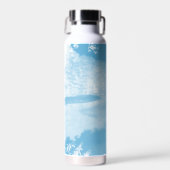 Ethereal Blue and White Winter River Trinkflasche (Vorne)