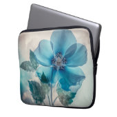 Ethereal Blue Blossom Laptopschutzhülle (Vorderseite Links)