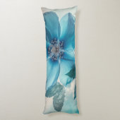 Ethereal Blue Blossom Seitenschläferkissen (Rückseite (Vertikal))