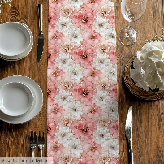 Ethereal blush and gold floral table centerpiece mittelgroßer tischläufer