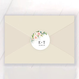 Ethereal Blush Pink Roses Wedding Runder Aufkleber