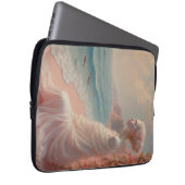 Ethereal Frau am Dreamy Beach Laptopschutzhülle (Vorne Rechts)