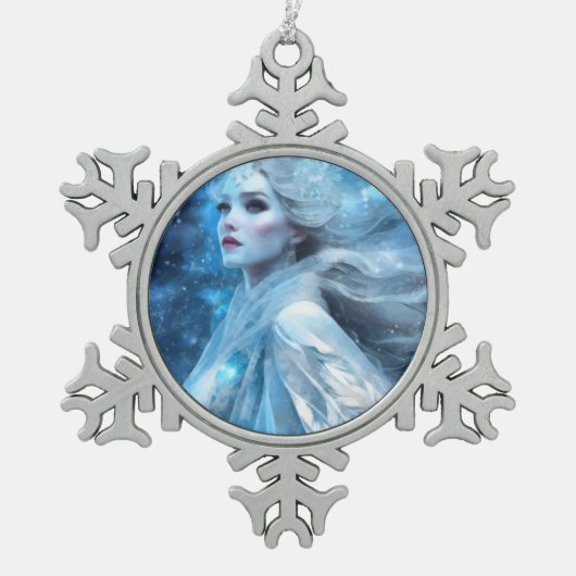 Ethereal Frozen Snow Queen Fantasy Art Schneeflocken Zinn-Ornament (Vorderseite)
