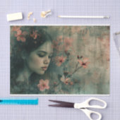 Ethereal Girl mit Blume im Grunge Look Seidenpapier (Handwerk)