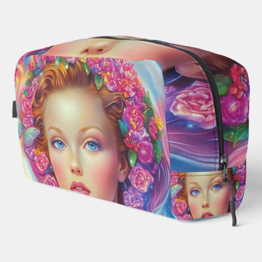 Ethereal-Kronenportrait Waschbeutel (Rechte Ecke)