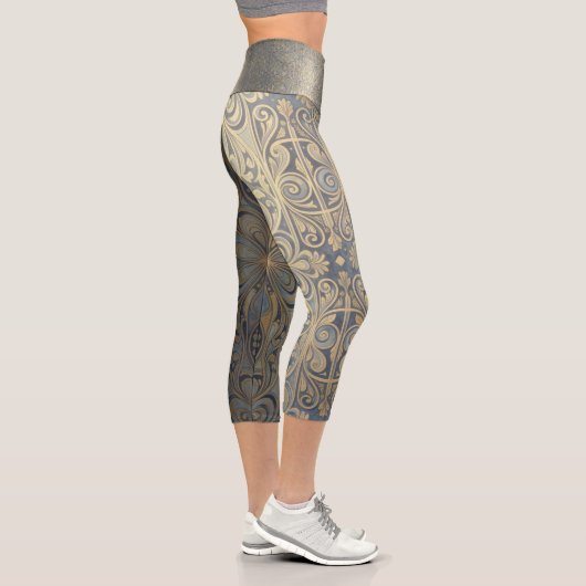 Ethereal Vision – Beyond Reality20 Capri Leggings (Rechts)