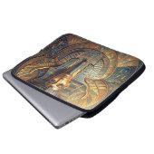Ethereal Vision – Beyond Reality30 Laptopschutzhülle (Vorne Knopf)