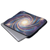 Ethereal Vision – Beyond Reality35 Laptopschutzhülle (Vorne Knopf)