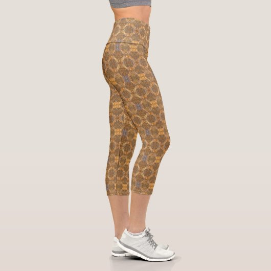 Ethereal Vision – Beyond Reality4 Capri Leggings (Rechts)