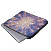 Ethereal Vision – Beyond Reality.94 Laptopschutzhülle (Vorne Knopf)