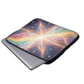 Ethereal Vision – Beyond Reality.96 Laptopschutzhülle (Vorne Knopf)