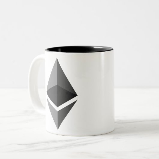 Ethereum ETH Logo Crypto Blockchain Zweifarbige Tasse (Vorderseite Links)