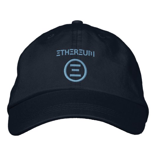 Ethereum Symbol hellblau bestickte Baseballkappe (Vorderseite)