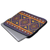 Ethisch-orientalisches Ikat-Muster Laptopschutzhülle (Vorne Knopf)