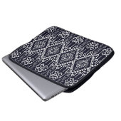 Ethisches nahtloses Stammmuster Laptopschutzhülle (Vorne Knopf)
