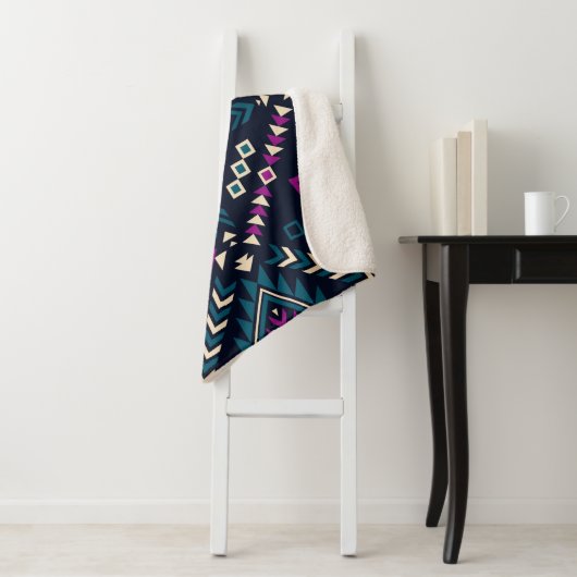 Ethisches Stammesmuster 6 Sherpadecke (Beispiel)