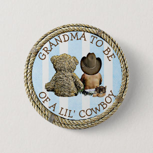 Ethnic bald Oma eines Lil Cowboy Button