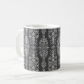 Ethnic Boho Chic: Nahtloses Stammesdesign Kaffeetasse (Vorderseite Links)