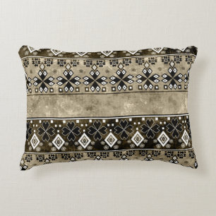 Ethnic Boho Grunge: farbenfrohe Muster Dekokissen