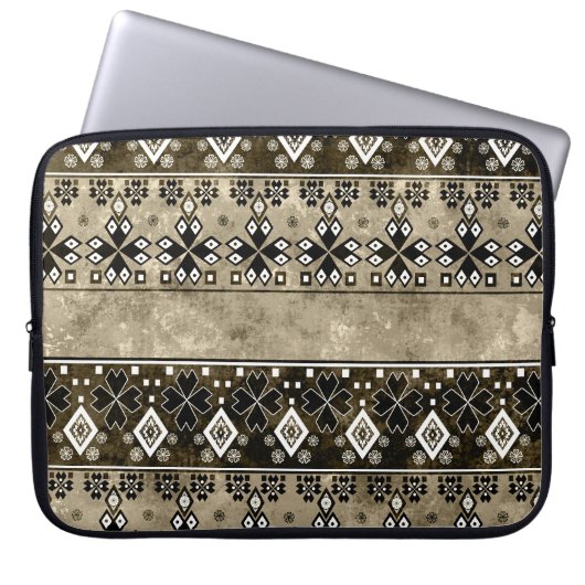 Ethnic Boho Grunge: farbenfrohe Muster Laptopschutzhülle (Vorderseite)