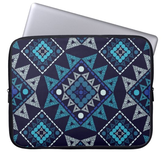 Ethnic Boho Stickerei Seamless Muster Laptopschutzhülle (Vorderseite)