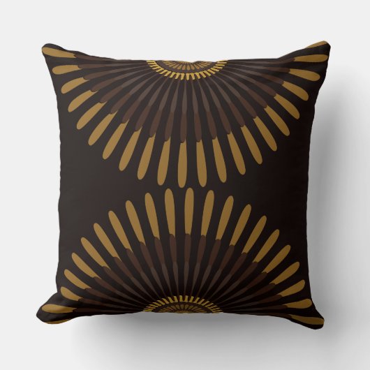 Ethnic Brown zentrierter Feathery Fan Kissen (Vorderseite)