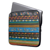 Ethnic Feathers: Stickerei Boho Chic Laptopschutzhülle (Vorderseite Links)