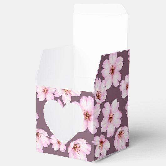 Ethnic Floral Retro Geschenkschachtel (Geöffnet)