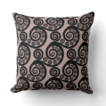 Ethnic Lilac und Black Fern Frontend Wirbel Kissen