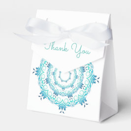 Ethnisch floral Mandala. Geschenkschachtel